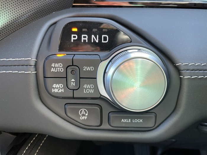 2025 RAM 1500 Limited Crew Cab SWB Hurricane HO RamBox