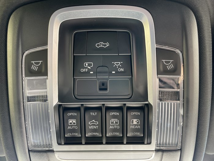 2025 RAM 1500 Limited Crew Cab SWB Hurricane HO RamBox