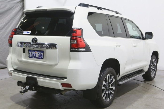 2022 Toyota Landcruiser Prado VX