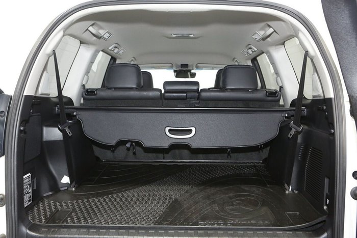 2022 Toyota Landcruiser Prado VX