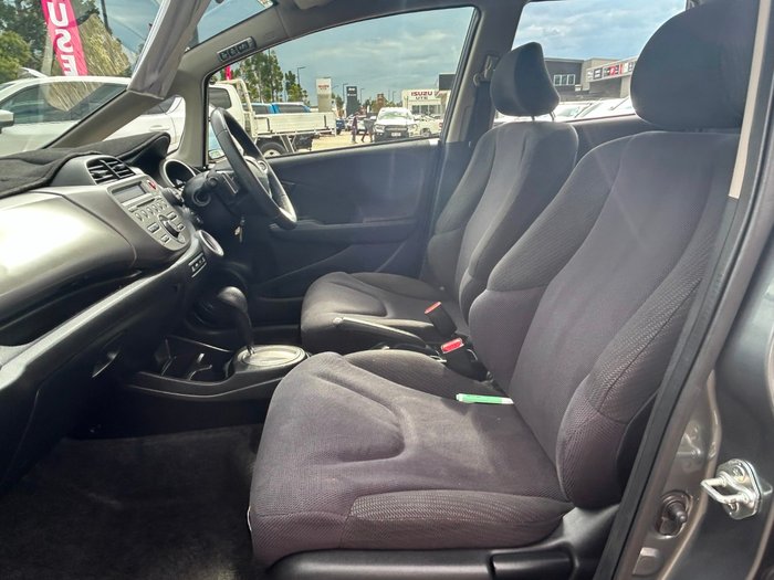 2013 Honda Jazz Vibe-S