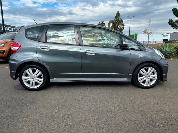 2013 Honda Jazz Vibe-S
