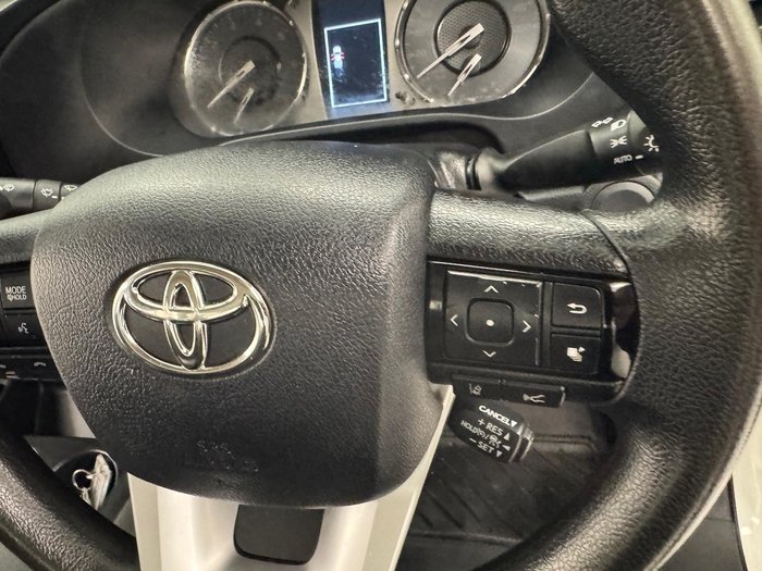 2022 Toyota Hilux SR GUN126R 4X4 Dual Range Glacier White
