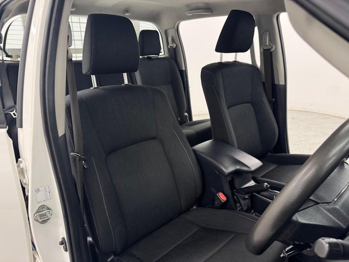 2022 Toyota Hilux SR GUN126R 4X4 Dual Range Glacier White