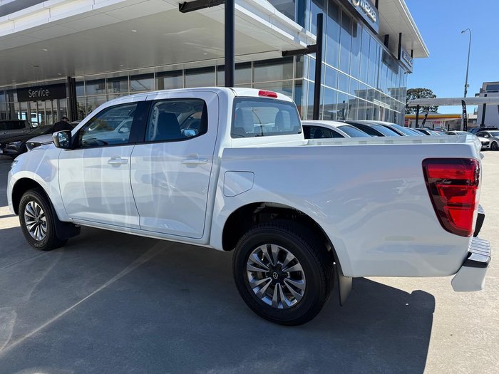 2024 Mazda BT-50 XT