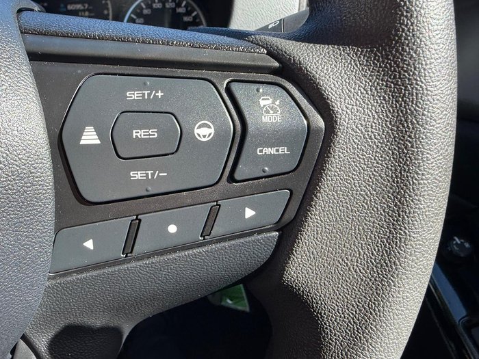 2024 Mazda BT-50 XT