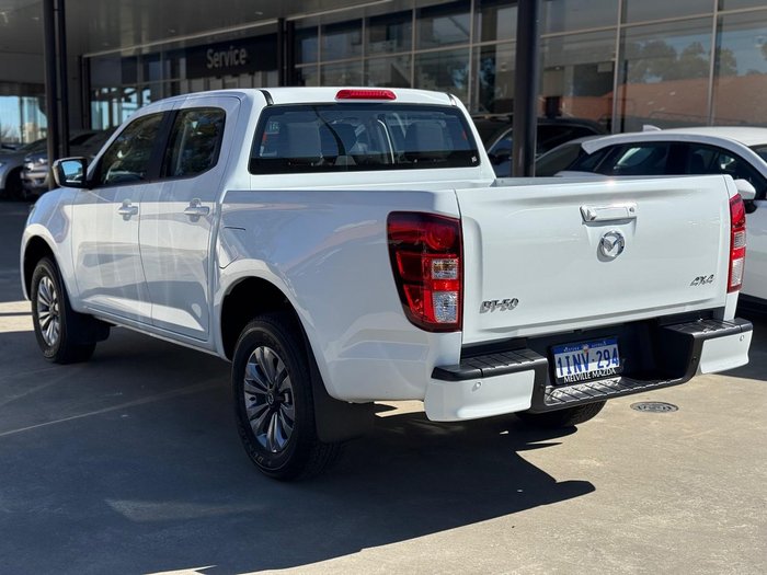 2024 Mazda BT-50 XT