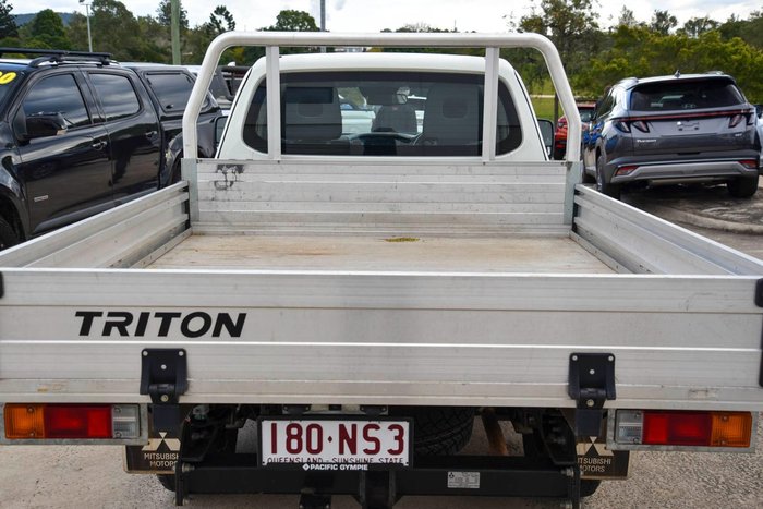 2023 Mitsubishi Triton GLX
