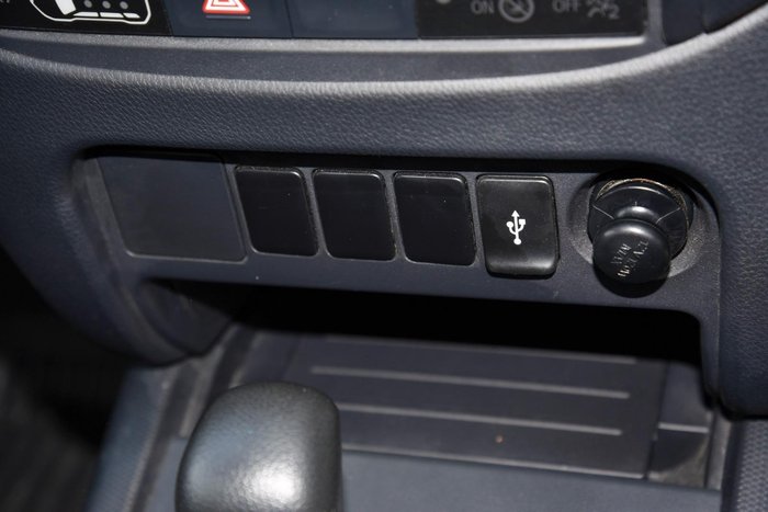 2023 Mitsubishi Triton GLX