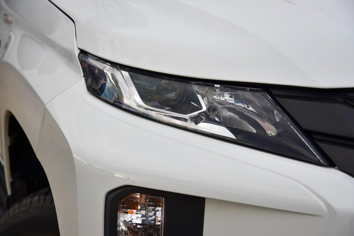 2023 Mitsubishi Triton GLX