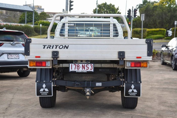 2020 Mitsubishi Triton GLX