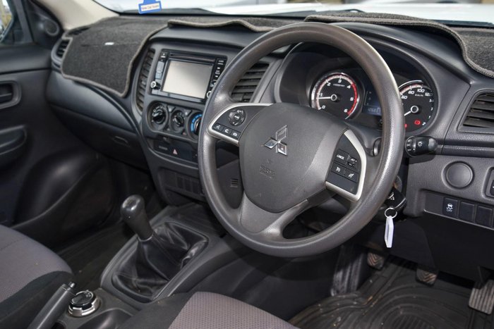 2020 Mitsubishi Triton GLX