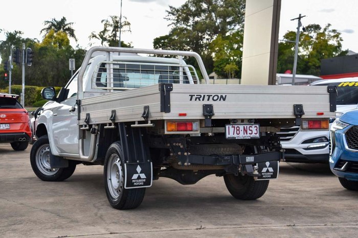 2020 Mitsubishi Triton GLX