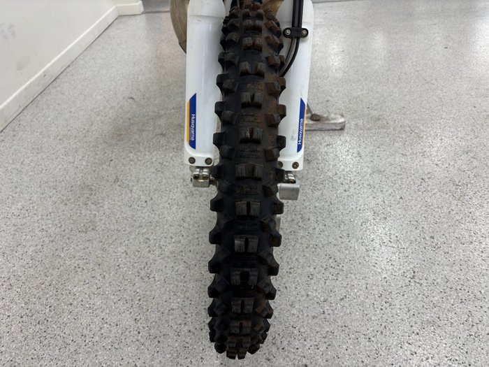 2023 HUSQVARNA TE300i White