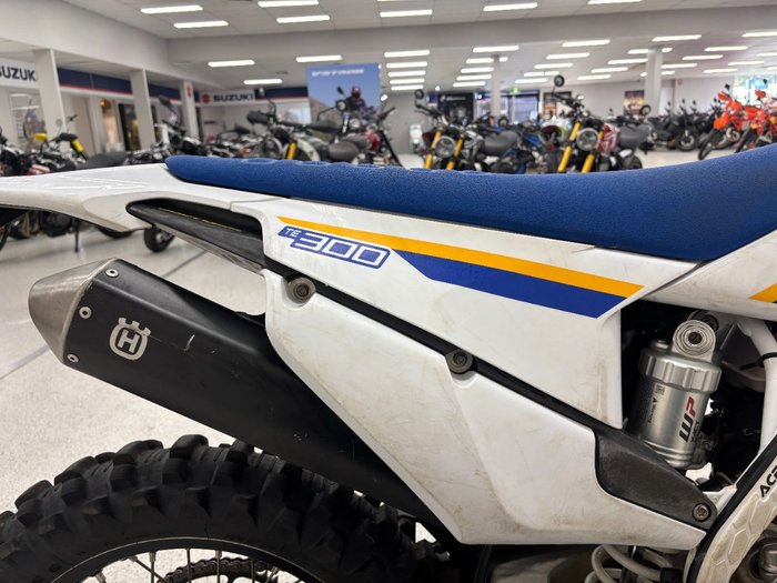 2023 HUSQVARNA TE300i White