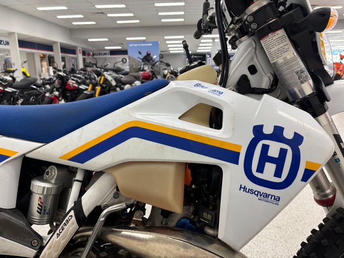 2023 HUSQVARNA TE300i White