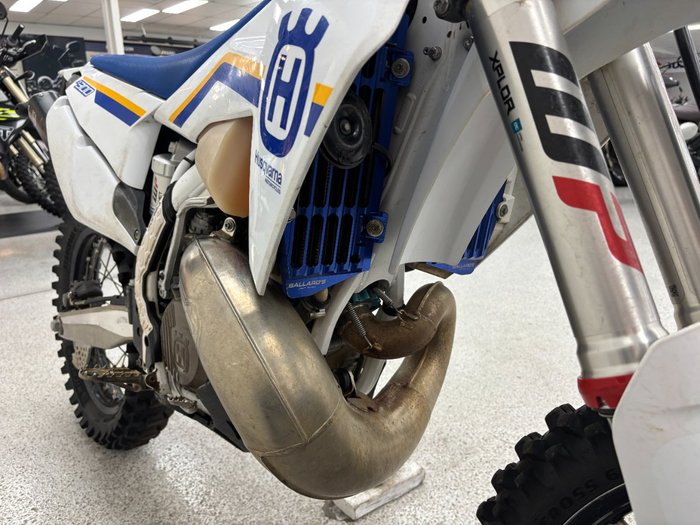 2023 HUSQVARNA TE300i White