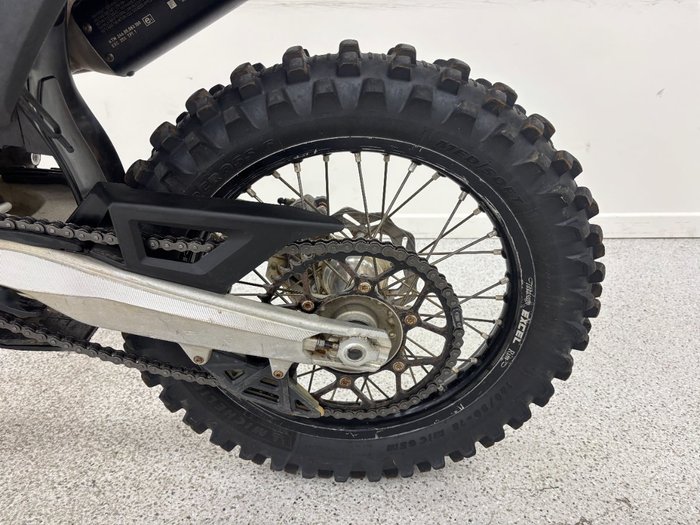 2023 HUSQVARNA TE300i White