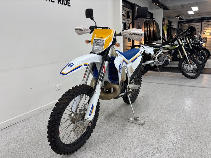 2023 HUSQVARNA TE300i White