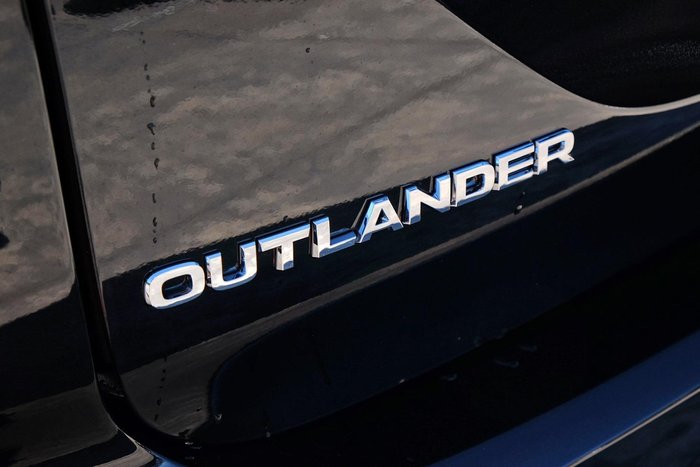 2025 Mitsubishi Outlander Exceed Tourer