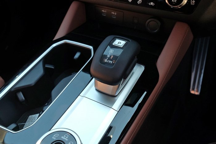 2025 Mitsubishi Outlander Exceed Tourer