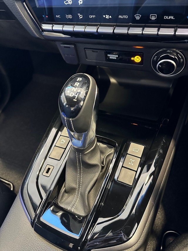 2025 Isuzu D-MAX LS-U MY24 4X4 Dual Range Mineral White
