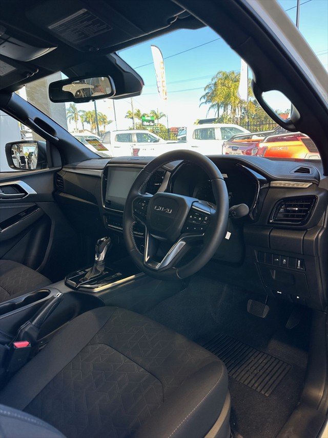 2025 Isuzu D-MAX LS-U MY24 4X4 Dual Range Mineral White