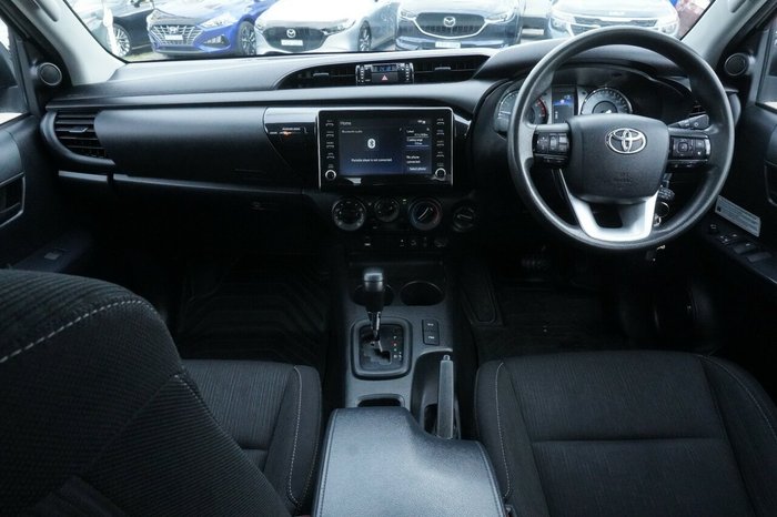 2021 Toyota Hilux SR