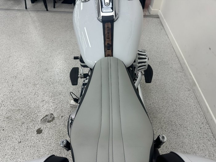 2021 Harley-davidson FLSB SPORT GLIDE White