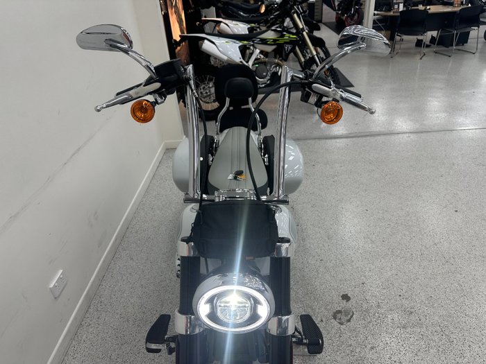 2021 Harley-davidson FLSB SPORT GLIDE White