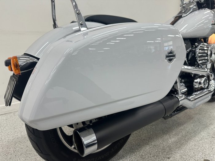 2021 Harley-davidson FLSB SPORT GLIDE White