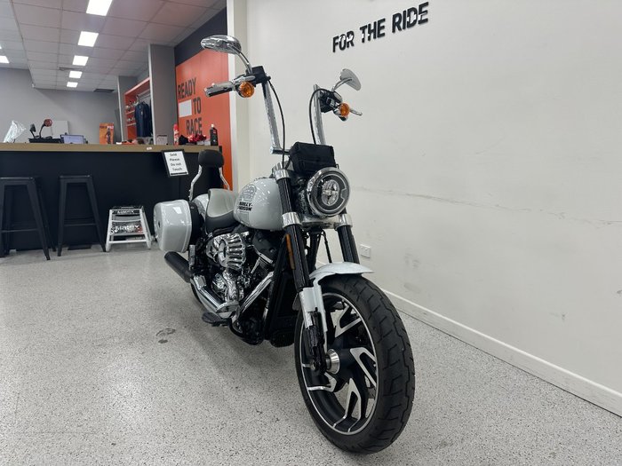 2021 Harley-davidson FLSB SPORT GLIDE White