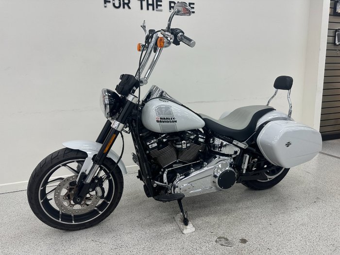 2021 Harley-davidson FLSB SPORT GLIDE White