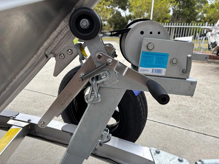 2025 QUINTREX 500 Fishabout Pro