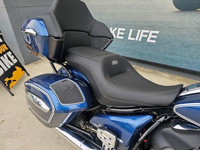 2023 BMW Motorrad R 18 TRANSCONTINENTAL Gravity Blue Metallic Matt (16-11)