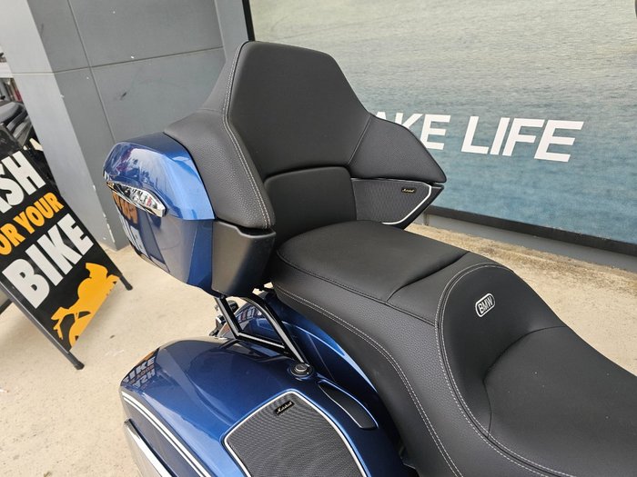 2023 BMW Motorrad R 18 TRANSCONTINENTAL Gravity Blue Metallic Matt (16-11)