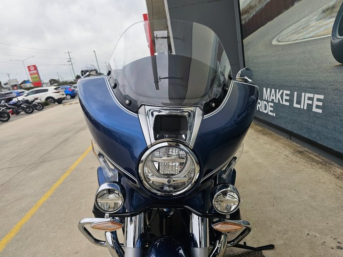 2023 BMW Motorrad R 18 TRANSCONTINENTAL Gravity Blue Metallic Matt (16-11)