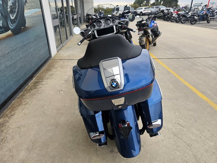 2023 BMW Motorrad R 18 TRANSCONTINENTAL Gravity Blue Metallic Matt (16-11)