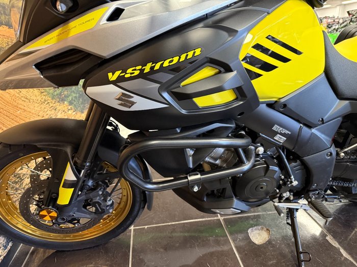 2017 Suzuki V-STROM 1000 (ABS) (DL1000A) YELLOW