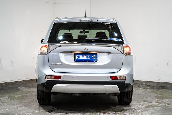 2014 Mitsubishi Outlander ES