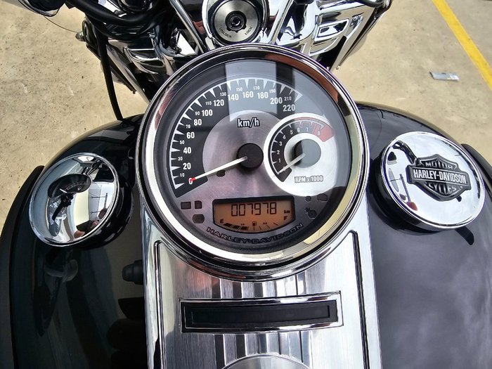 2013 HARLEY-DAVIDSON FLHR ROAD KING Black