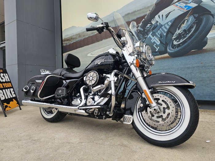 2013 HARLEY-DAVIDSON FLHR ROAD KING Black