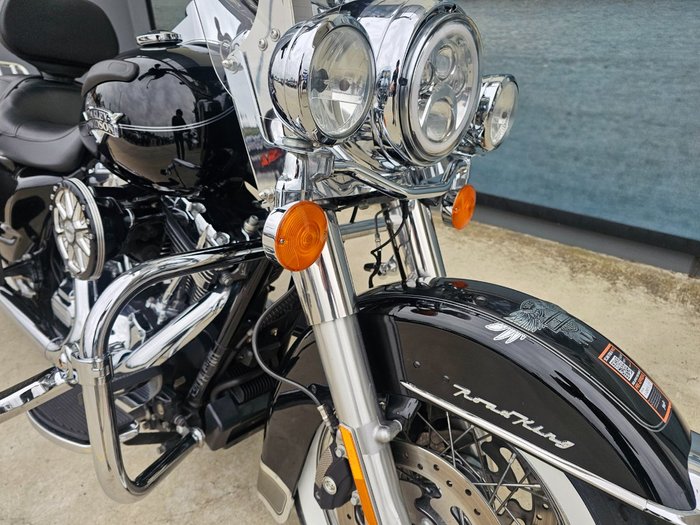 2013 HARLEY-DAVIDSON FLHR ROAD KING Black