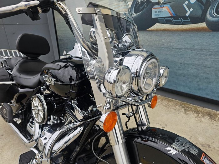 2013 HARLEY-DAVIDSON FLHR ROAD KING Black