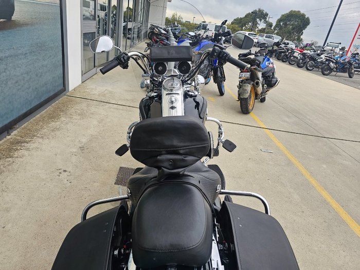 2013 HARLEY-DAVIDSON FLHR ROAD KING Black
