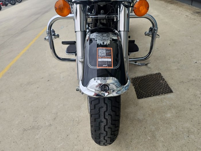 2013 HARLEY-DAVIDSON FLHR ROAD KING Black