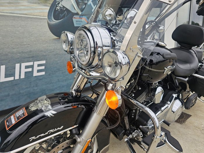 2013 HARLEY-DAVIDSON FLHR ROAD KING Black