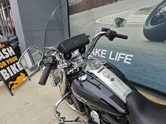 2013 HARLEY-DAVIDSON FLHR ROAD KING Black
