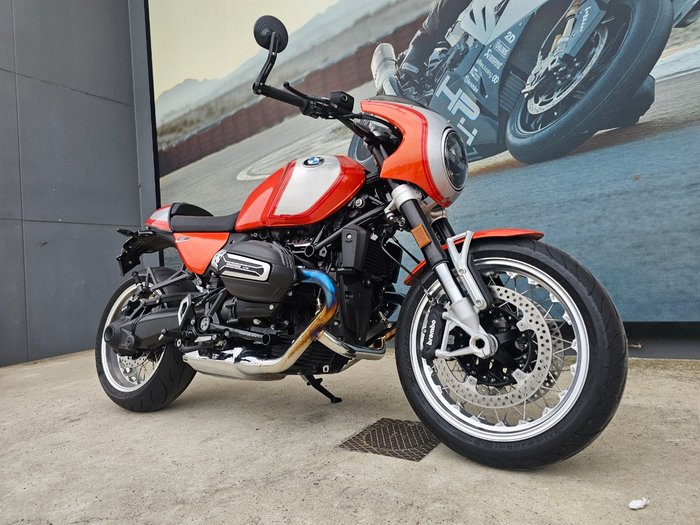 2025 BMW Motorrad R 12 S Orange