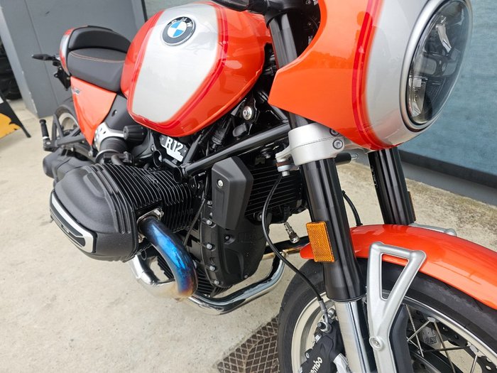 2025 BMW Motorrad R 12 S Orange